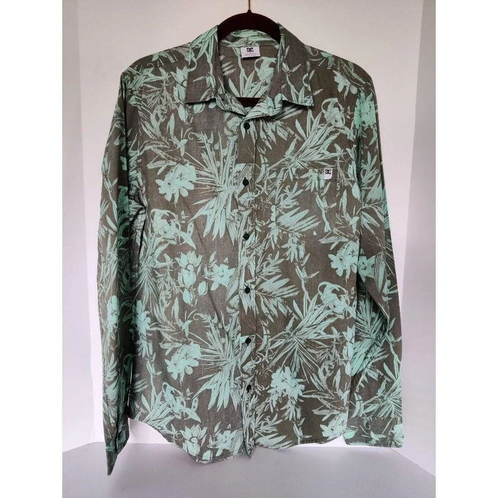 Mens DC Floral Print Long Sleeve Button Down Collar Shirt Sz. M